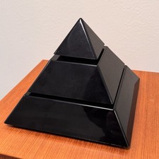 Vintage Pyradio 543.628 Pyramid AM/FM Radio Manuel Guarnori Postmodern 1980s picture