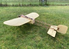 Bleriot XI RC 52