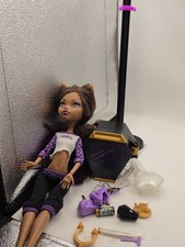 Monster High Room to Howl Dead Tired Clawdeen Wolf 2011 Mattel Doll  Accessories picture