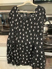 Black & White Bunny Top by Torrid sz 3x. preowned picture