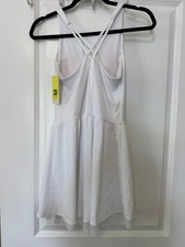 Vestido deportivo blanco All in Motion con short integrado y copas TallaS picture