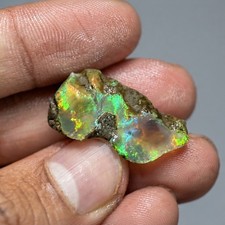 15.55 Carat Natural Ethiopian Opal oil rough cabbing picture