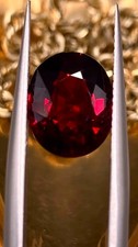 3.8Ct Natural Exquisite Deep Red Crimson Vivid Red High-Quality Garnet picture