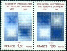 FRANCE SCOTT # 1709 PAIR, PUBLIC RELATIONS, MINT, OG, NH, GREAT PRICE picture