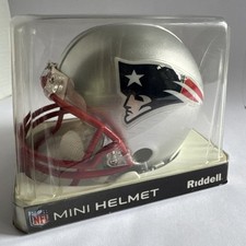 2010 New England Patriots Unsigned Riddell Mini Helmet - Discontinued NON SPEED picture