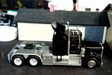 RTR HO=1/87 vehicle herpa-peterbuilt truck tractor black 357 BOBTAIL TRACTOR- picture