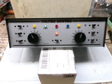 ** TRI-TEC 200TAC - MODEL TRAIN CONTROLLER or TRANSFORMER w ORIG Box - LIGHTS up picture