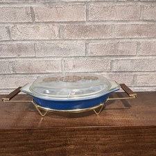 Vintage Pyrex Turquoise Blue 1 1/2 Quart Divided Casserole Dish Gold Cradle Lid picture