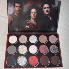 X the Twilight Saga Eclipse Eyeshadow Palette - Limited Edition 15-Shade Matte, picture