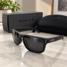 Oakley Holbrook Matte Black Prizm Black Polarized Sunglasses OO9102 With Case picture
