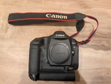AS-IS - FOR PARTS/REPAIR - Canon 1D Mark II  8.2mp Camera Body Only picture