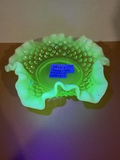 STUNNING Uranium Glass Opalescent GREEN COIN DOT Ruffled Edge Bowl 1950s Vintage picture