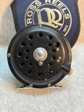 Pflueger Medalist 1494  Black Classic Fly Fishing Reel w/Cover  DD3 picture