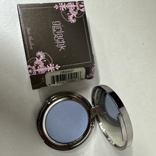 Girlactik Beauty Star Shadows Eye Shadow DREAMY .088 oz / 2.5g Light Blue picture