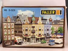FALLER B-929 CORNER BUILDING PHARMACY Kit HO SCALE V2 picture