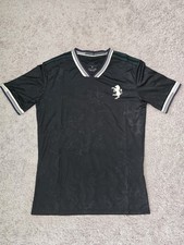 Juventus 2027 Away Shirt picture
