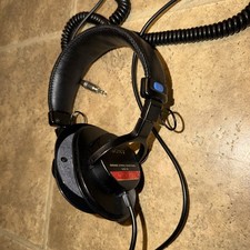 Sony MDR-V6 Professional Dynamic Stereo Headphones - Coiled Cable NO PADS picture