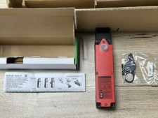 Telemecanique XCSLE3737342 Sensors XCS-LE Series Safety Interlocking Switch picture