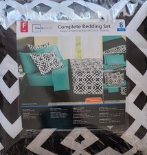 Mainstays Complete Bedding Set Twin 8 Pieces Black white picture