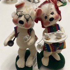 AnnaLee dolls 8” Grandma & Grandpa Bear 6300,6301              783 picture
