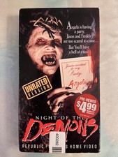 Night of The Demons Unrated VHS Republic Pictures Ex Rental Linnea Quigley picture
