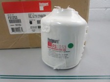 Fleetguard NEW FS1253 Fuel Water Separator For: Baldwin BF1233 Wix 3340 0810 picture