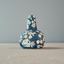 Anthropologie Hand-Painted Ceramic Welcome Spring Blue Vase Preowned Very Good picture