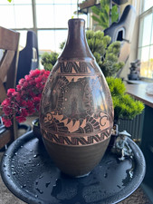 New Nicaraguan Art Pottery Vase – Hand Etched Sgraffito Folk Art picture
