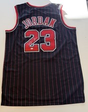 Mitchell & Ness 1997-98 Michael Jordan Chicago Bulls #23 Signed Jersey picture