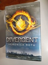 Divergent by Veronica Roth (2011, Hardcover) picture