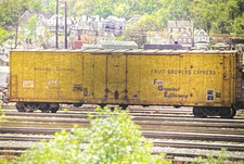 Fruit Growers Express Railroad Boxcar #92450 - McKees Rocks, PA 35mm Photo Slide picture