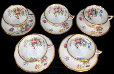 Vtg ROSLYN Fine Bone China #8483 MINUET Flowers Gold Trim 5 Cups & 5 Saucer Set picture