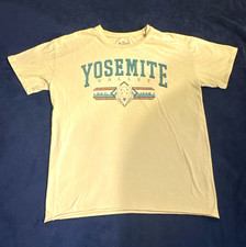 Hollister Men’s S White Cotton Knit Crewneck Short Sleeve Yosemite Graphic Tee picture