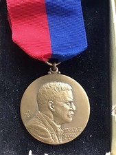 1920 Theodore Roosevelt Memorial Association Founders Medal JE Fraser Boxed TR picture