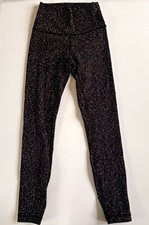 Women’s Lululemon Black/White Speckled star pattern Leggings 2 picture