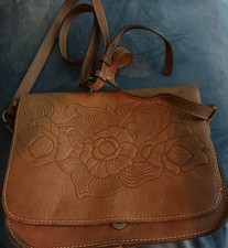 Patricia Nash Crossbody Bag Rose Tooled Leather British Tan Illina picture