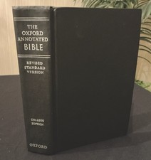 Vintage The Oxford Annotated Bible RSV College Edition 1962 HC picture