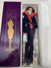 2004 Tyler Wentworth Tonner Chase Model STELLA 16