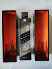 JOHNNIE WALKER BLACK LABEL THE DIRECTOR'S CUT BLADE RUNNER 2049 BOTTLE #1005 picture