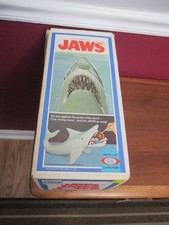 Vintage 1975 Ideal THE GAME OF JAWS 100% COMPLETE 13 Pieces + Hook  Instructions picture