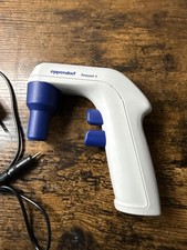 Eppendorf Easypet 3 Electronic Pipette Controller With AC Adapter picture