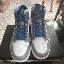 Jordan Air Jordan 1 Mid 