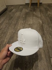New era hat  Size 7 1/4 (57.7 cm) picture