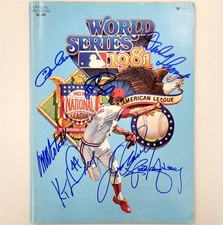 1981 World Series Dodgers 8x signed Program Garvey Cey Monday Mota Beckett BAS picture