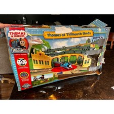 Thomas & Friends TrackMaster Thomas at Tidmouth Sheds Motorized Railway Set picture