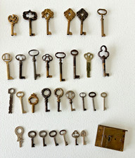 30 Antique Vintage Skeleton Keys Ornate Furniture Cabinet + Lever Lock picture