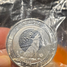 2015 Canada $1 Silver Coin 0.9999 Howling Wolf KM#157 Elizabeth II D.G. picture