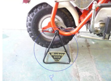 Honda Monkey Z50M Front and rear stand with nameplate New Japan picture
