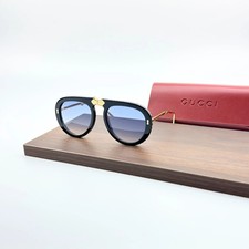Gucci GG0307 Sunglasses Black Frame Blue Gradient Lens Gold Arms New w/ Box picture
