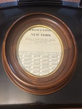 Vtg Solid Oval Wood Frame 13 1/2 X 11 1/2” Dark W/Gold Frame New York 1940 Dates picture